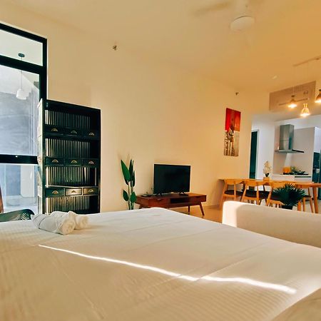 New Georgetown Instagramable 2Br Homestay For 10Pax 无敌美景两房民宿 Beacon Executive Suite المظهر الخارجي الصورة