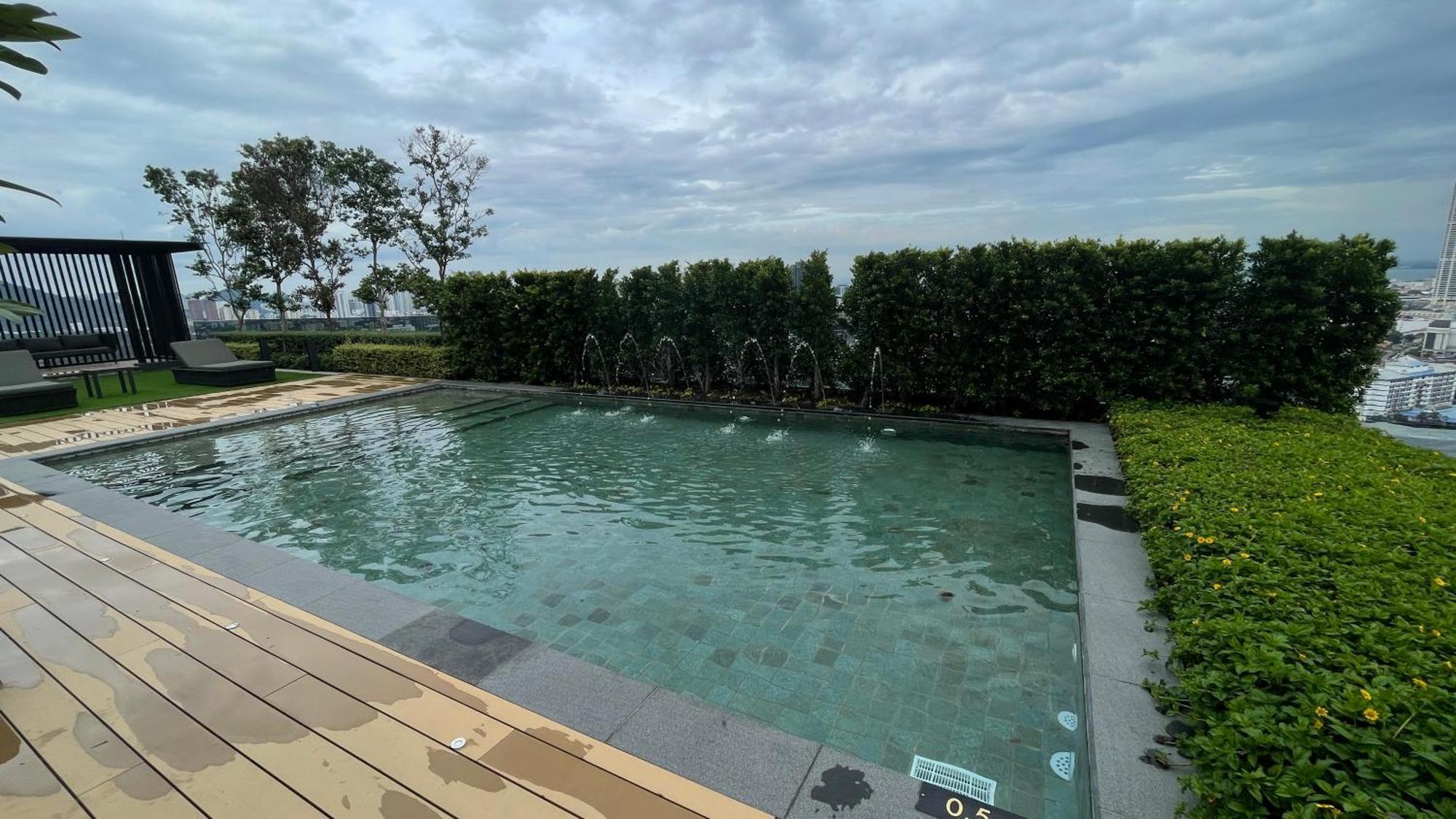 New Georgetown Instagramable 2Br Homestay For 10Pax 无敌美景两房民宿 Beacon Executive Suite المظهر الخارجي الصورة