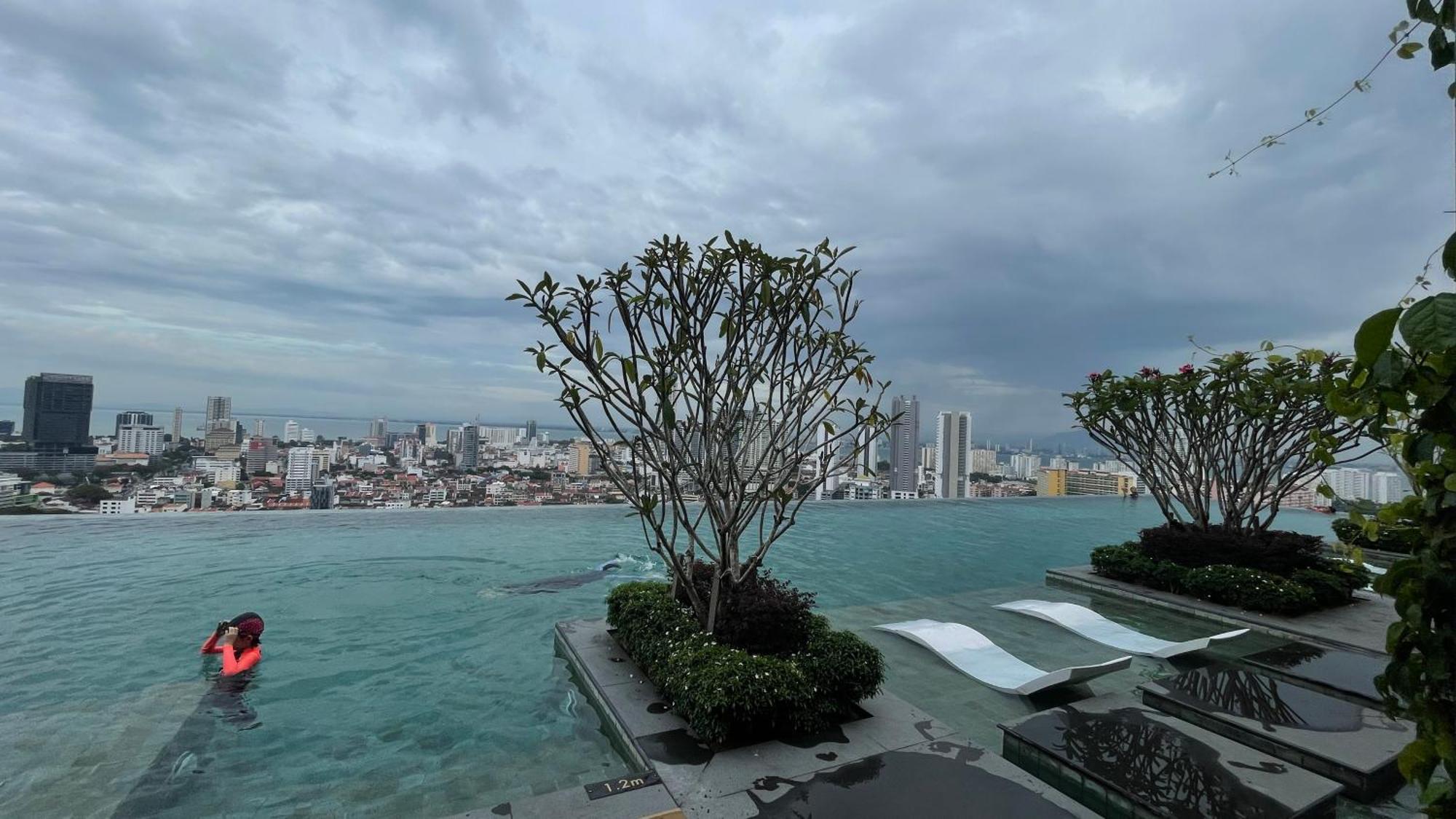 New Georgetown Instagramable 2Br Homestay For 10Pax 无敌美景两房民宿 Beacon Executive Suite المظهر الخارجي الصورة