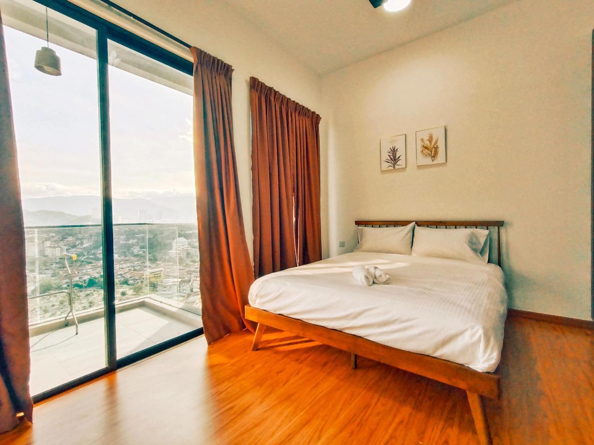 New Georgetown Instagramable 2Br Homestay For 10Pax 无敌美景两房民宿 Beacon Executive Suite المظهر الخارجي الصورة