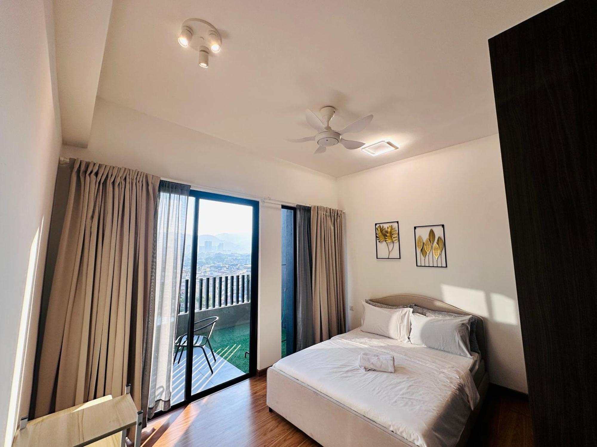 New Georgetown Instagramable 2Br Homestay For 10Pax 无敌美景两房民宿 Beacon Executive Suite المظهر الخارجي الصورة