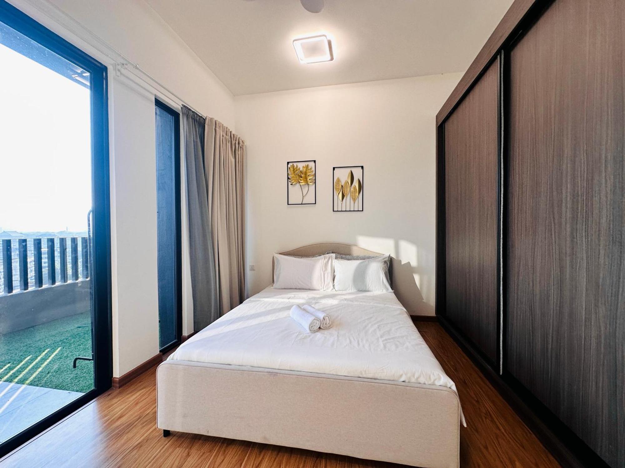 New Georgetown Instagramable 2Br Homestay For 10Pax 无敌美景两房民宿 Beacon Executive Suite المظهر الخارجي الصورة