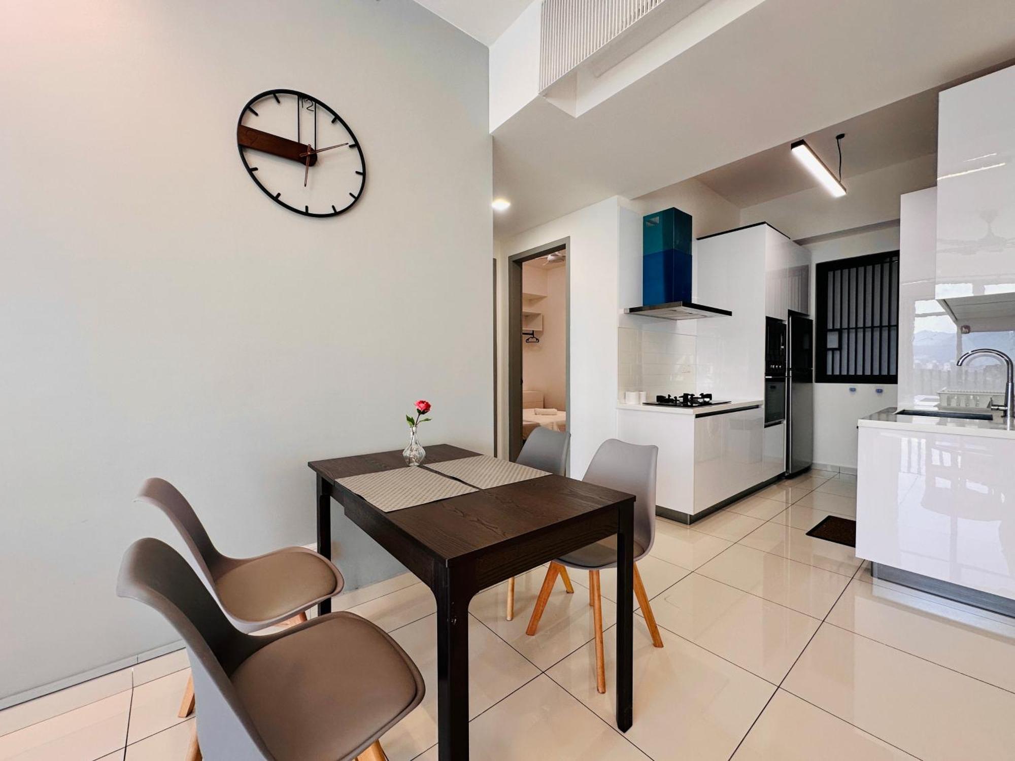 New Georgetown Instagramable 2Br Homestay For 10Pax 无敌美景两房民宿 Beacon Executive Suite المظهر الخارجي الصورة