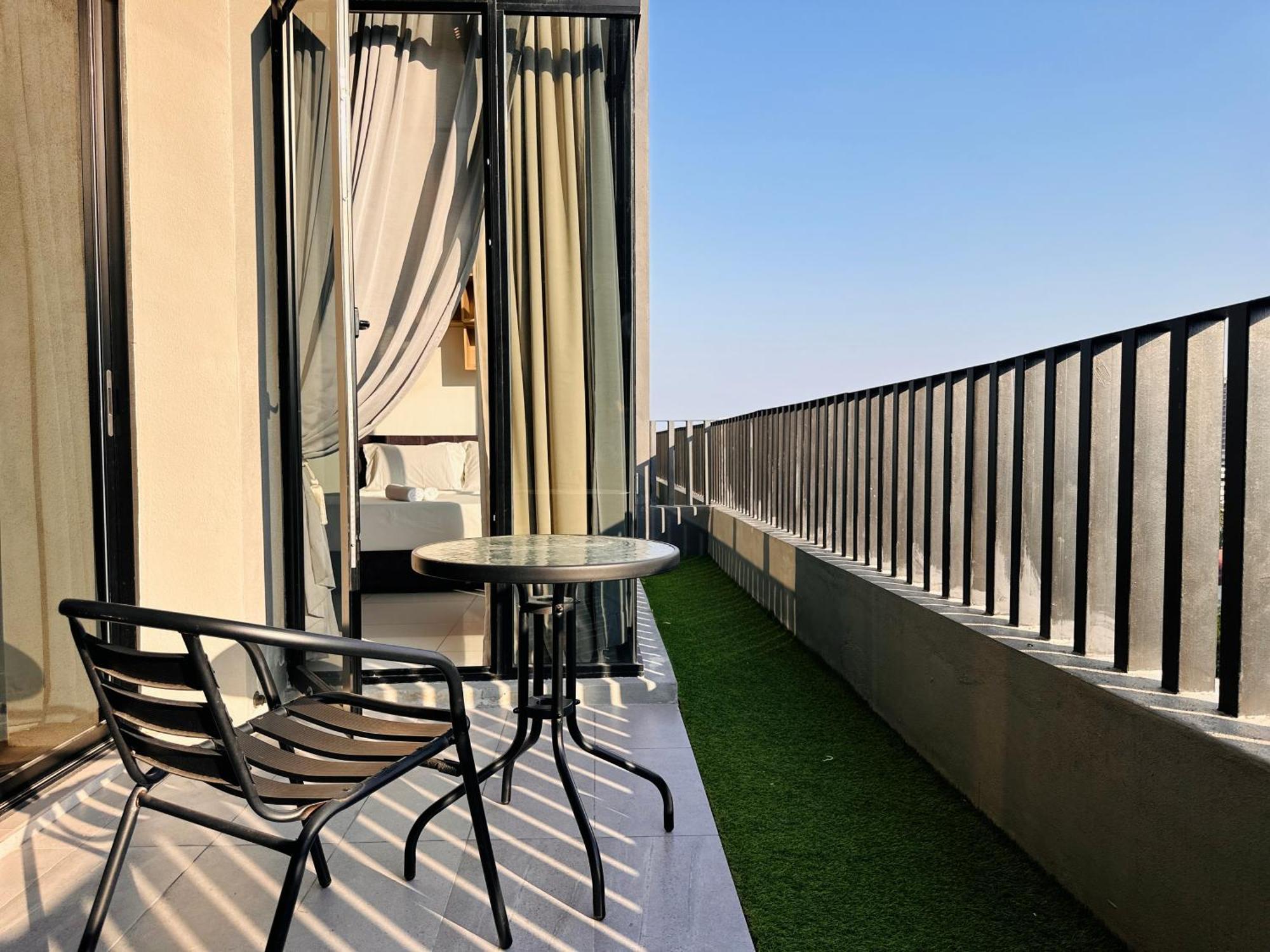 New Georgetown Instagramable 2Br Homestay For 10Pax 无敌美景两房民宿 Beacon Executive Suite المظهر الخارجي الصورة