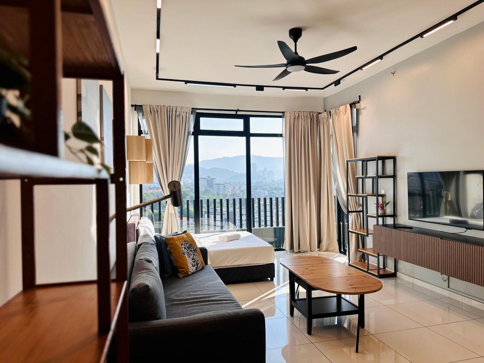 New Georgetown Instagramable 2Br Homestay For 10Pax 无敌美景两房民宿 Beacon Executive Suite المظهر الخارجي الصورة