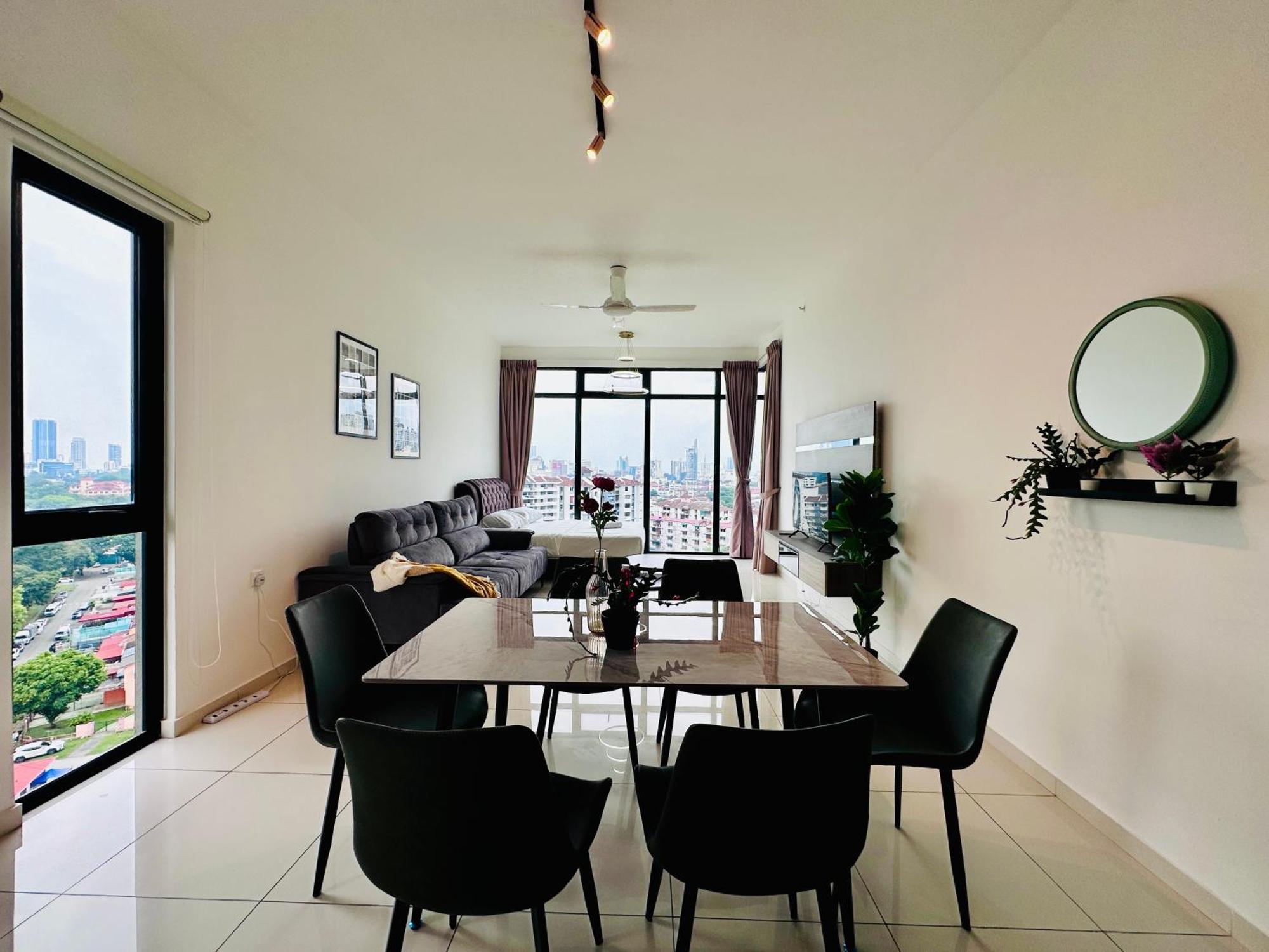New Georgetown Instagramable 2Br Homestay For 10Pax 无敌美景两房民宿 Beacon Executive Suite المظهر الخارجي الصورة